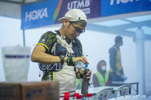 BIB: 115, 160
                            <button type="button" onclick="openModal(22294539)" class="btn btn-primary btn-sm float-right btn-popup" data-toggle="modal" data-target=".modal-high-quality">
                        <i class="fas fa-shopping-cart"></i> Add to Cart
                    </button>
                                            <button type="button" onclick="isThisMe(22294539, true)" class="btn btn-success btn-sm float-right btn-popup btn-isme hidden" data-toggle="tooltip" data-placement="bottom" title="นี่คือรูปของคุณใช่ไหม คลิกที่นี่เพื่อเอาเข้าอัลบั้ม">
                        <i class="fas fa-plus"></i> Add to album
                    </button>
                    <button type="button" onclick="isThisMe(22294539, false)" class="btn btn-warning btn-sm float-right btn-popup btn-isnotme hidden">
                        <i class="fas fa-ban"></i> Remove from album
                    </button>